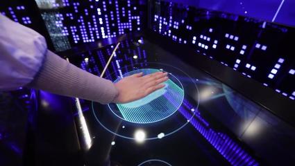 華為等31個(gè)數(shù)據(jù)中心落戶 『云數(shù)據(jù)』的盡頭是烏蘭察布